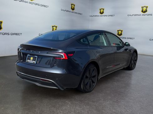 Used 2024 Tesla Model 3 Standard Range RWD image 5