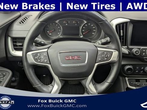 Certified 2024 GMC Terrain SLT w/ Elevation Edition AWD/4WD image 9