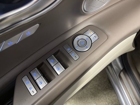 Used 2023 Genesis GV80 3.5T Advanced + AWD/4WD image 18