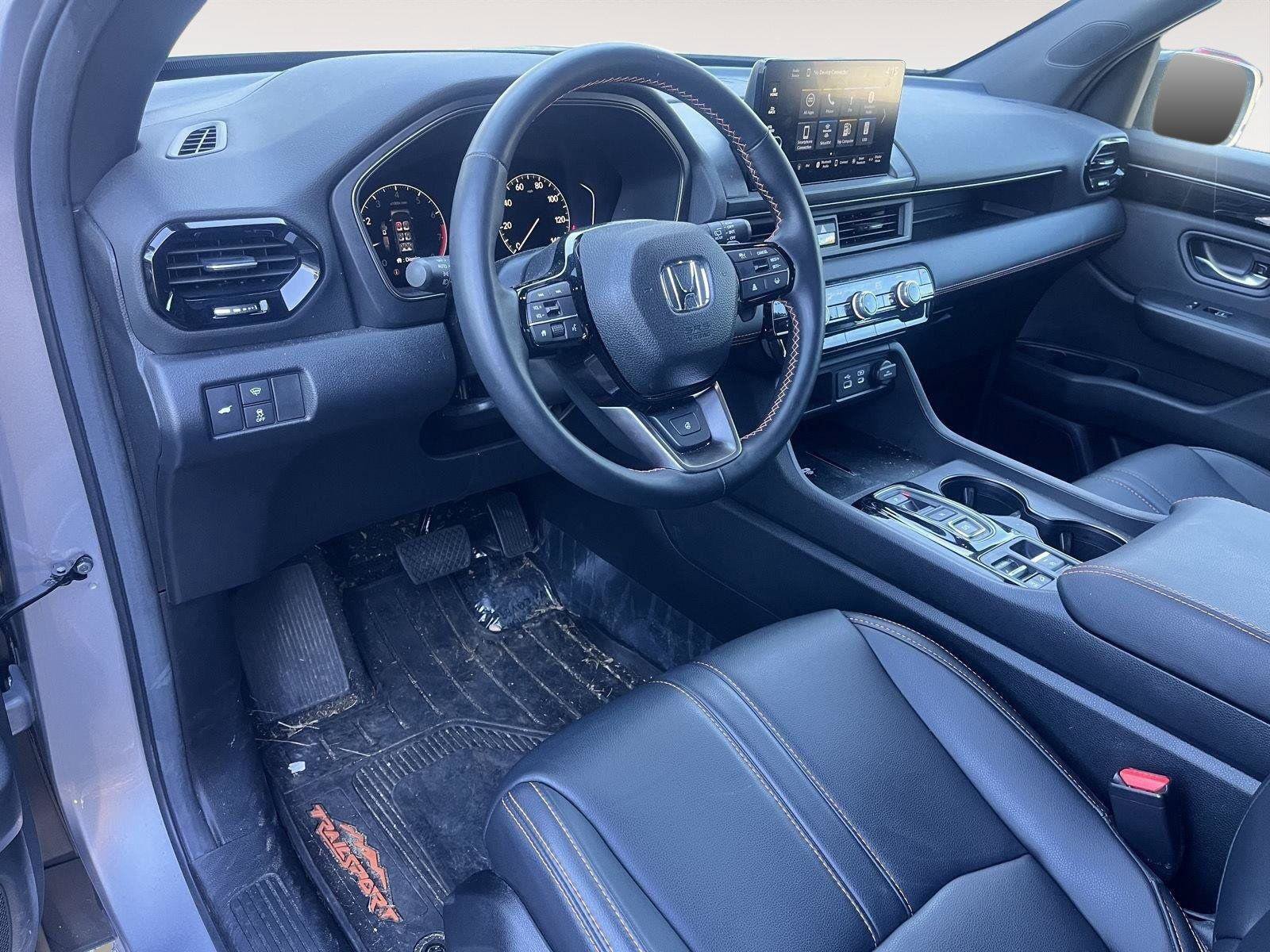 Certified 2025 Honda Pilot TrailSport image 27