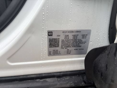 Used 2025 Buick Encore GX Preferred FWD image 23