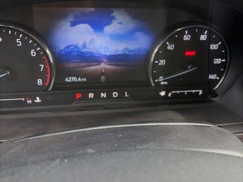 Used 2022 Ford Explorer Limited w/ Equipment Group 301A RWD image 12