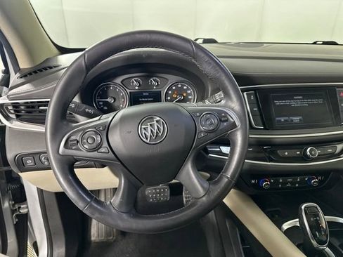 Used 2019 Buick Enclave Essence image 14