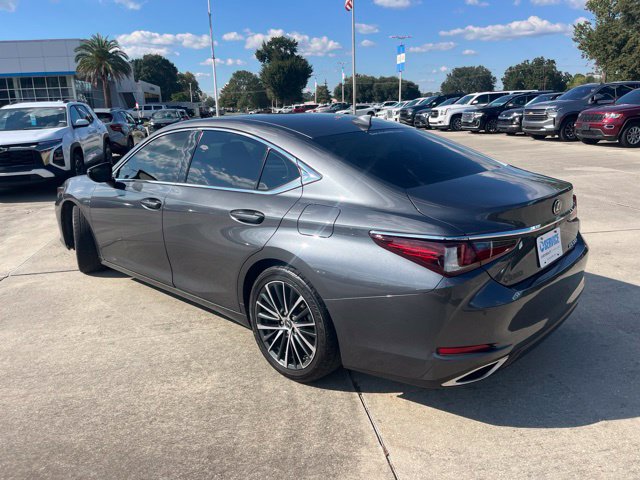 Used 2022 Lexus ES 350 w/ Premium Package FWD image 4