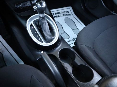 Used 2016 Kia Soul image 38