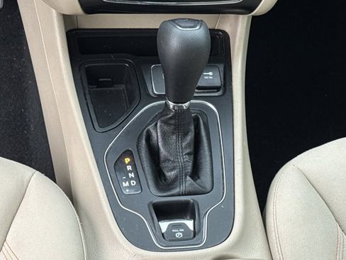 Used 2020 Jeep Cherokee Latitude image 21