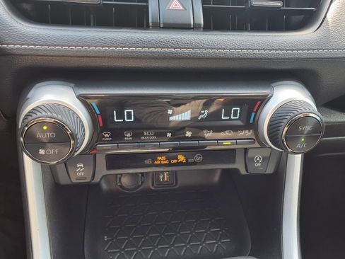 Used 2023 Toyota RAV4 XLE w/ Convenience Package image 21