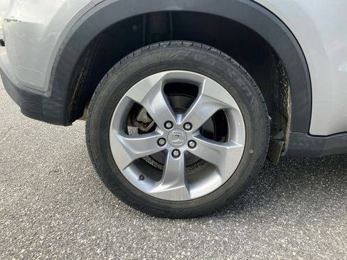 Used 2021 Honda HR-V LX image 27