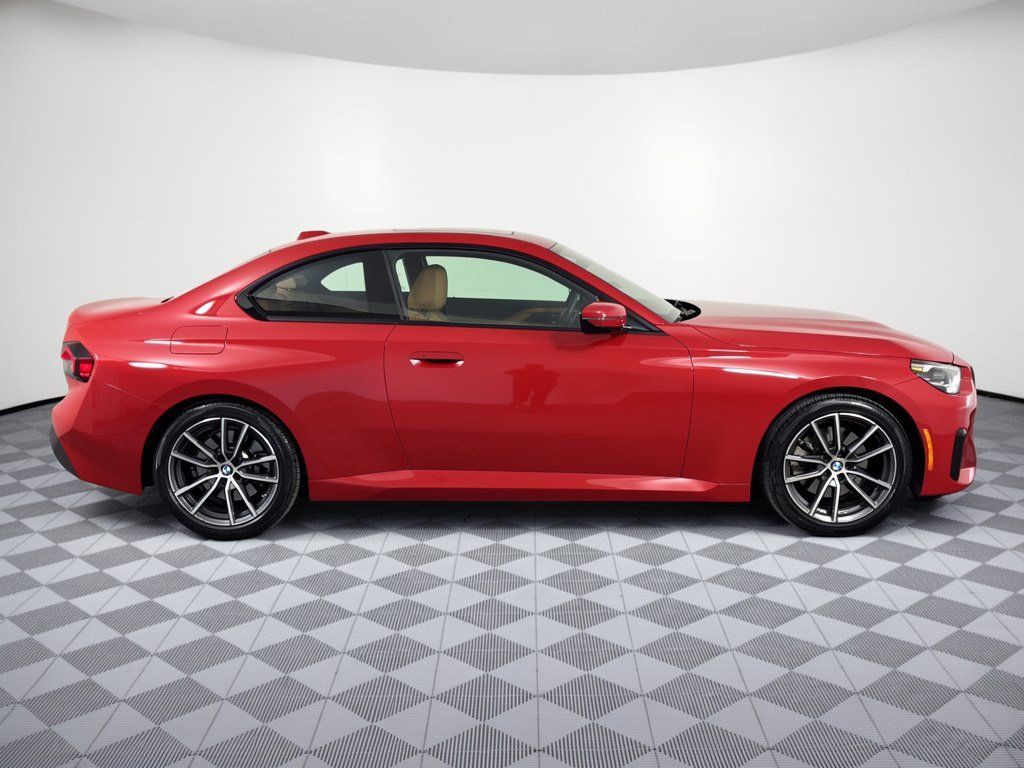 Certified 2024 BMW 230i Coupe w/ Convenience Package RWD image 8