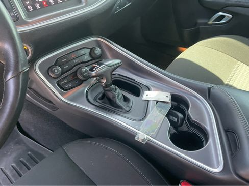 Used 2020 Dodge Challenger GT w/ Driver Convenience Group AWD/4WD image 17