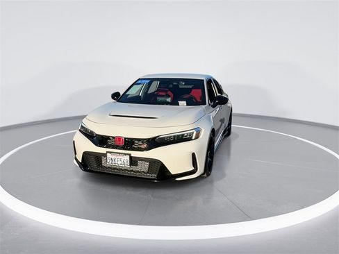 Certified 2025 Honda Civic Type R image 5