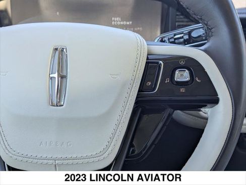 Certified 2023 Lincoln Aviator Black Label AWD/4WD image 15