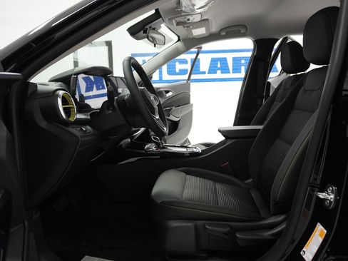 New 2026 Chevrolet Trax LT image 15