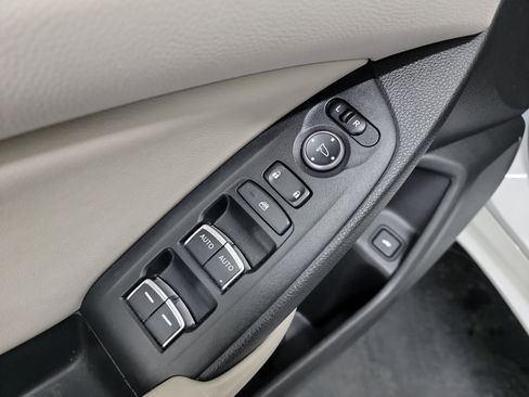 Used 2018 Honda Accord LX image 14