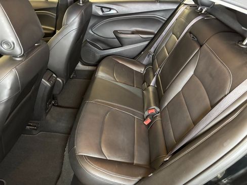 Used 2017 Chevrolet Cruze Premier image 21