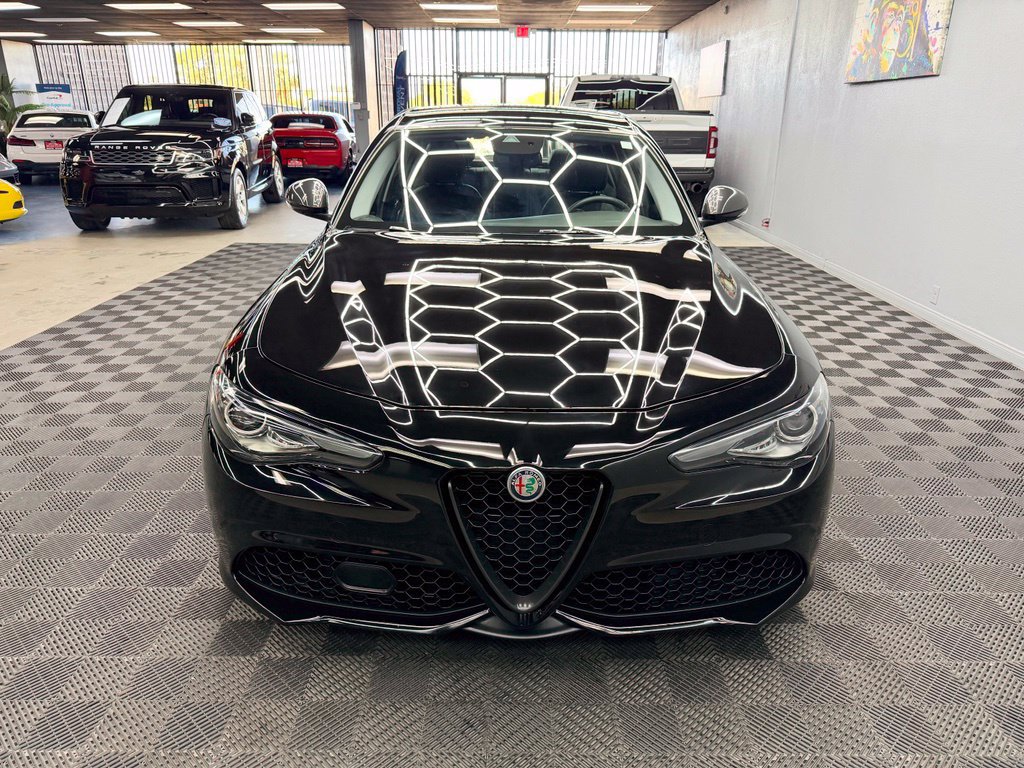 Used 2020 Alfa Romeo Giulia w/ Quick Order Package 22K Sport RWD image 6