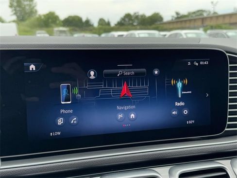 Used 2025 Mercedes-Benz GLE 580 4MATIC image 27