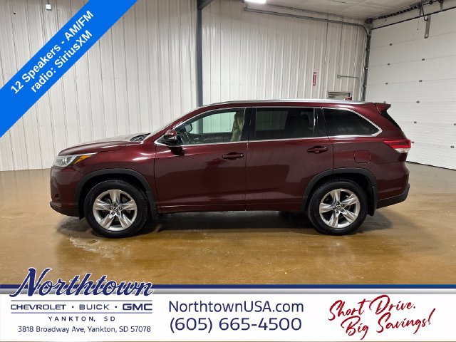Used 2017 Toyota Highlander Limited AWD/4WD image 2