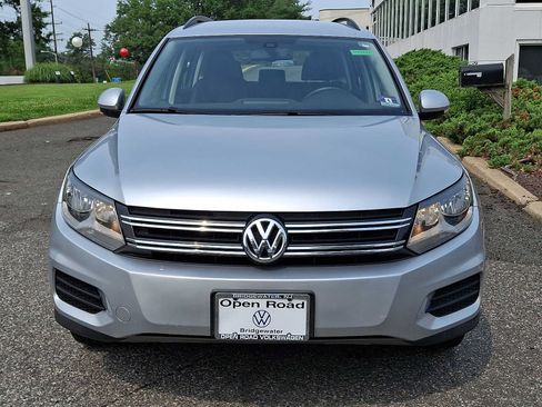 Used 2017 Volkswagen Tiguan S AWD/4WD image 2