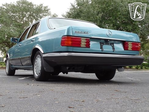 Used 1991 Mercedes-Benz 300 SE image 28