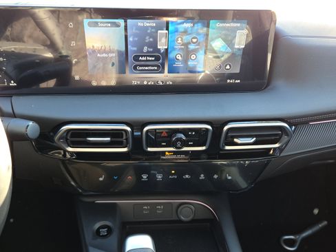 New 2026 Nissan Sentra SV w/ SV Convenience Package image 17