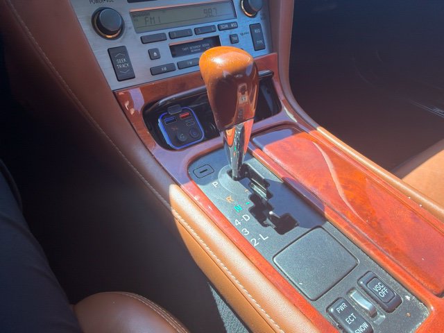 Used 2002 Lexus SC 430 Convertible RWD image 10