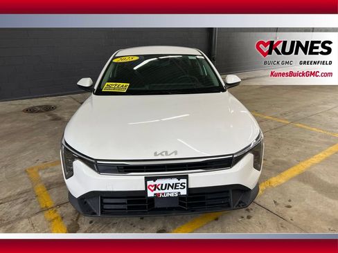 Used 2025 Kia K4 FWD image 13