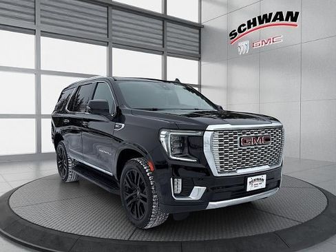 Used 2021 GMC Yukon Denali image 2