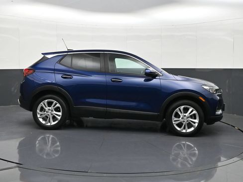 Used 2023 Buick Encore GX Preferred w/ Cold Weather Comfort Package AWD/4WD image 6