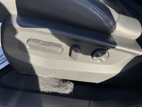 Used 2021 Honda CR-V Touring image 16