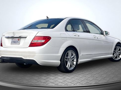 Used 2013 Mercedes-Benz C 250 Sedan image 13