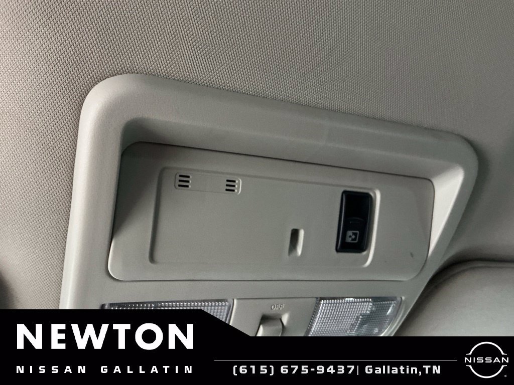 Used 2019 Nissan Titan SV w/ SV Convenience Package RWD image 29