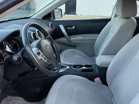 Used 2014 Nissan Rogue S w/ Convenience Package AWD/4WD image 12
