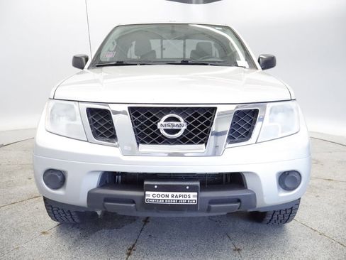 Used 2013 Nissan Frontier SV RWD image 12