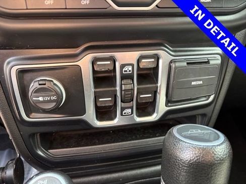 Used 2020 Jeep Gladiator Sport w/ Quick Order Package 24S AWD/4WD image 30