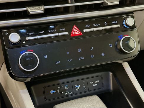 Used 2025 Hyundai Tucson SEL AWD/4WD image 24