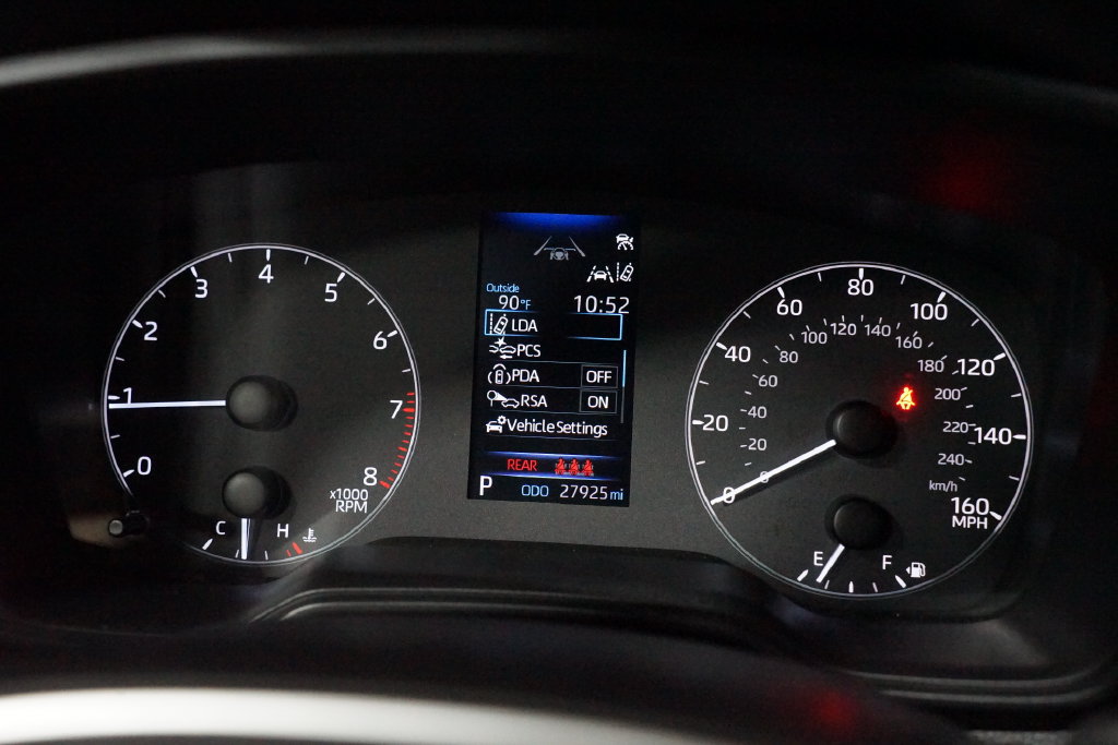Used 2024 Toyota Corolla SE FWD image 15
