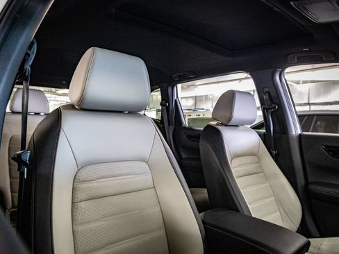 Used 2025 Honda CR-V Sport Touring image 24