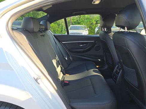 Used 2017 BMW 330i Sedan RWD image 12