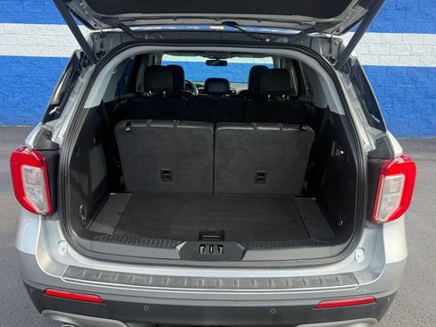 Used 2020 Ford Explorer Limited w/ Class III Trailer Tow Package AWD/4WD image 25