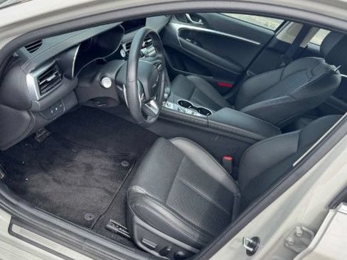 Used 2025 Genesis G70 2.5T AWD/4WD image 4