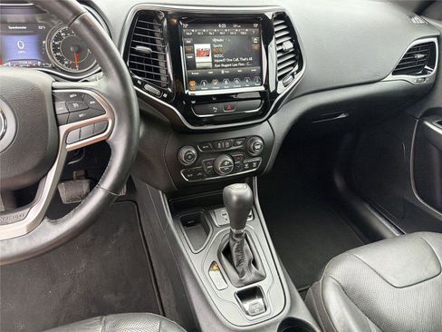 Used 2019 Jeep Cherokee High Altitude image 30