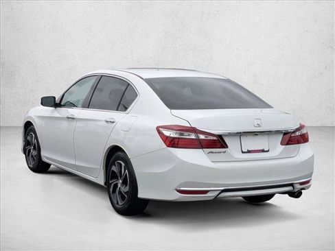 Used 2017 Honda Accord LX image 8