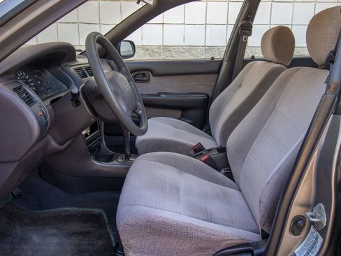 Used 1995 Toyota Corolla DX image 13