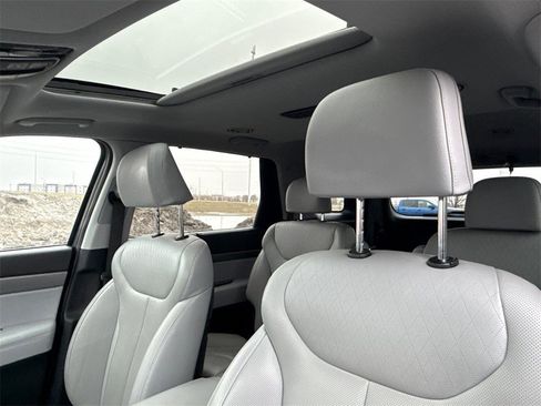 Used 2020 Hyundai Palisade SEL w/ Premium Package image 19