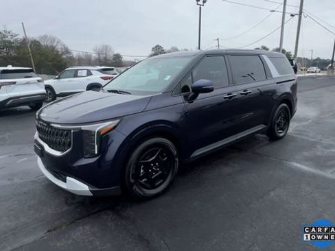 Used 2025 Kia Carnival LXS image 4