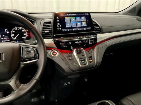 Used 2025 Honda Odyssey Sport-L image 19