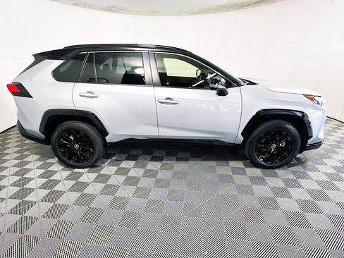 Used 2025 Toyota RAV4 XSE w/ Advanced Technology Package AWD/4WD image 2