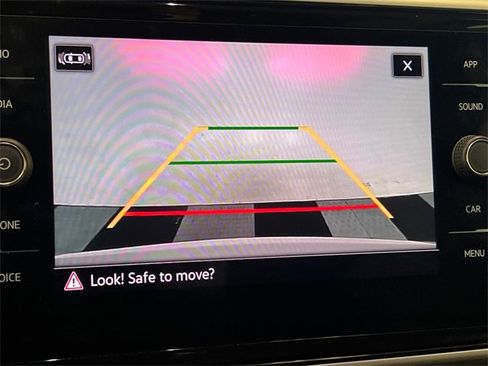 Certified 2023 Volkswagen Atlas SE image 26