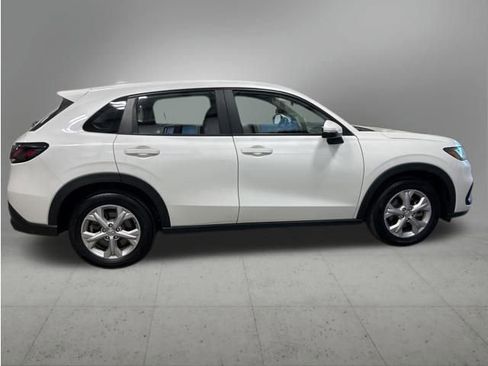 Certified 2024 Honda HR-V LX image 6